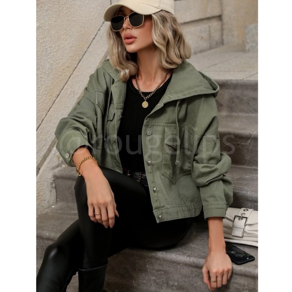 Boxy, Oversized Hooded Army Green Jean Jacket Fap Pockets Long Sleeve - Picture 2 of 8